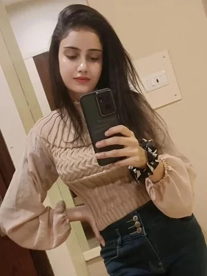 Independent Charbagh Call Girl